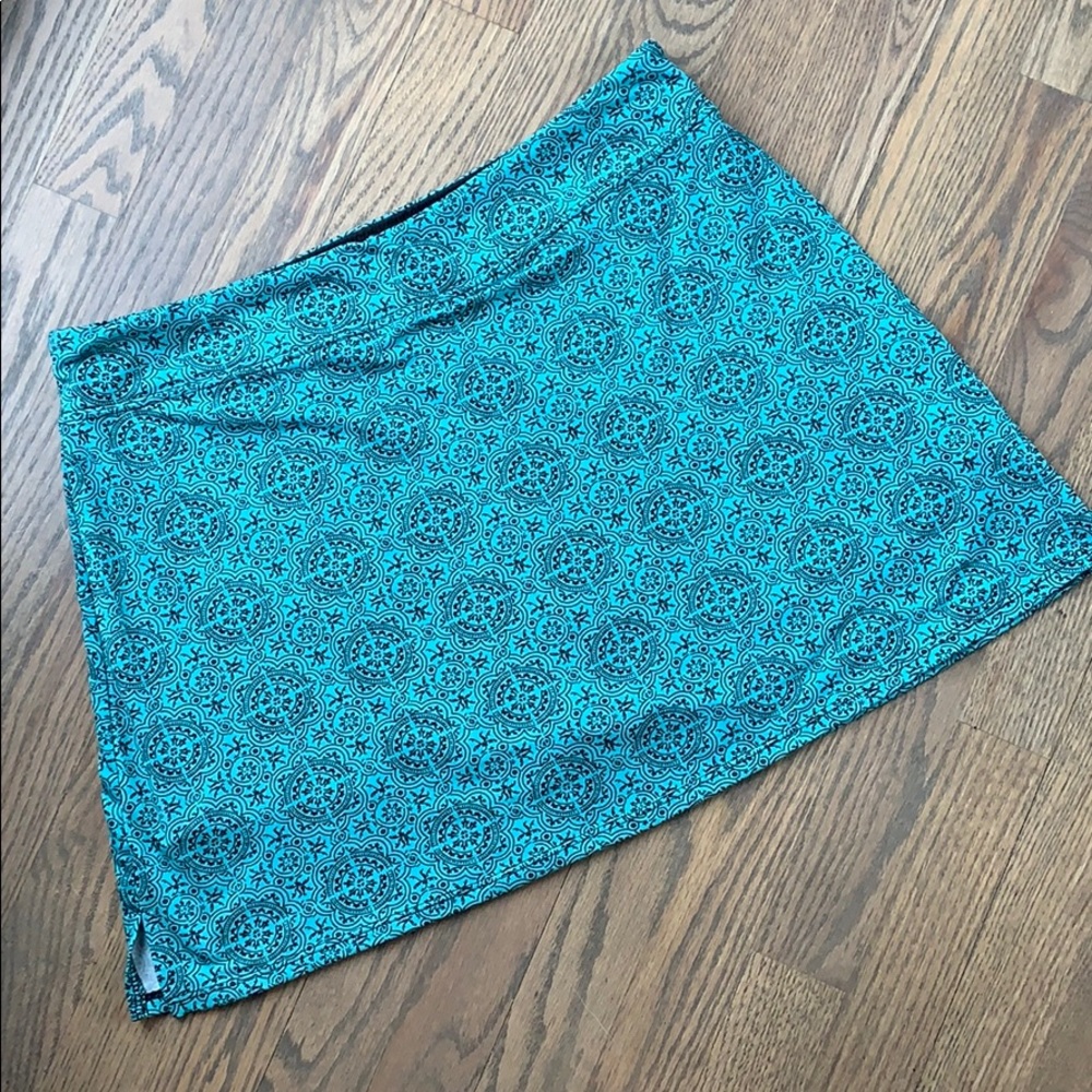 Like new Tranquility skort